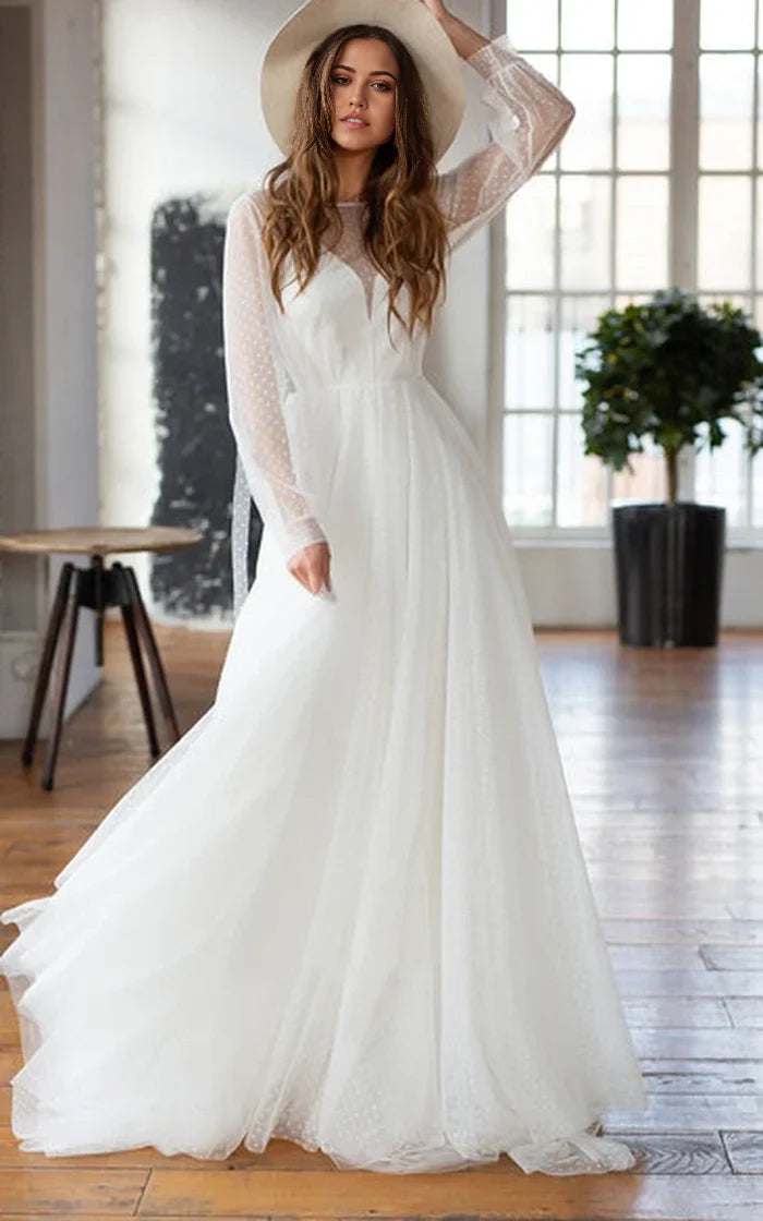 Vestido de novia de gasa con corte en A, manga larga y escote barco con cuentas